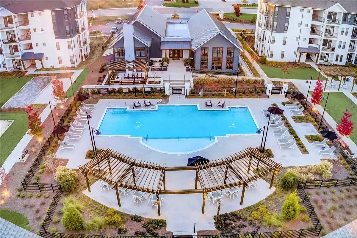 https://livedylanfairburn.com/wp-content/uploads/2019/11/gal-pool-nw.jpg