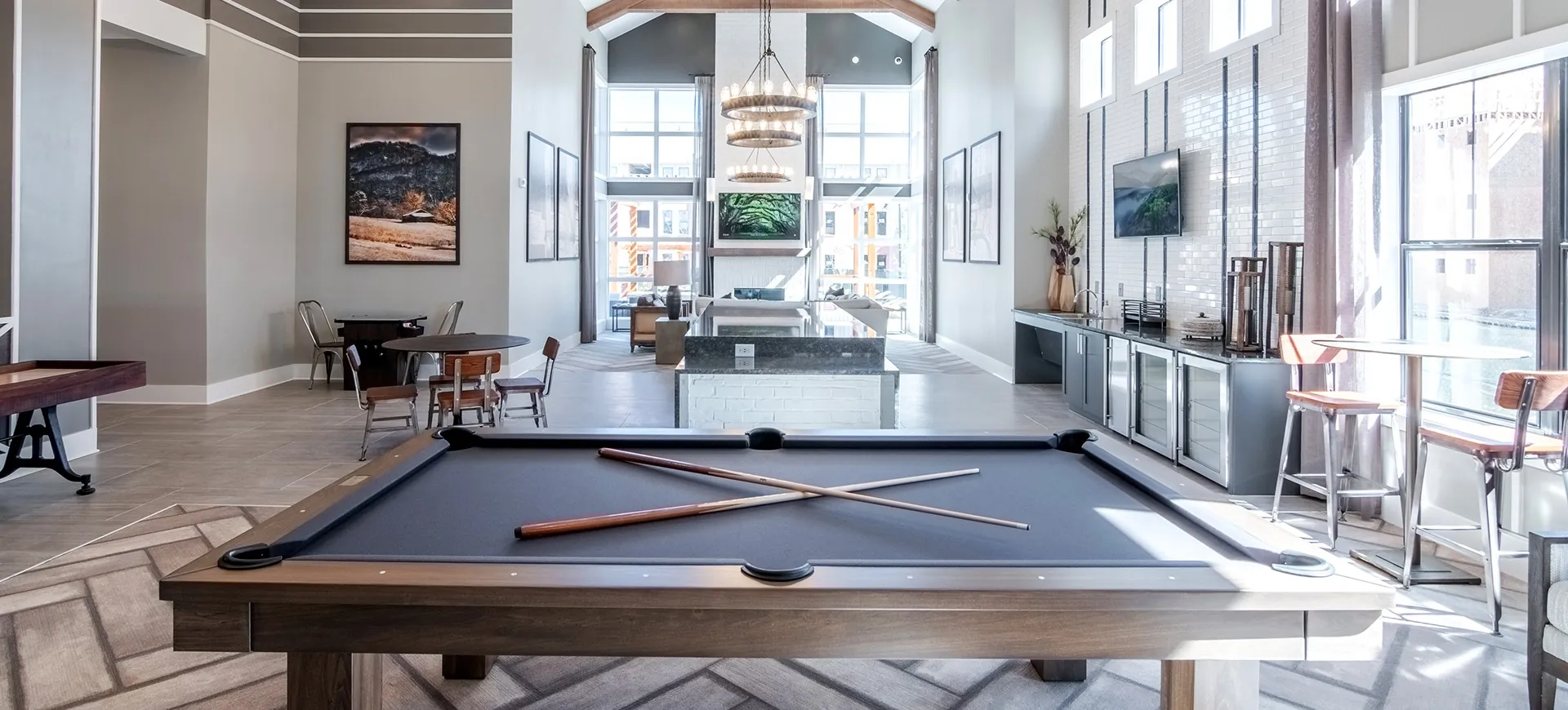 POOLTABLE